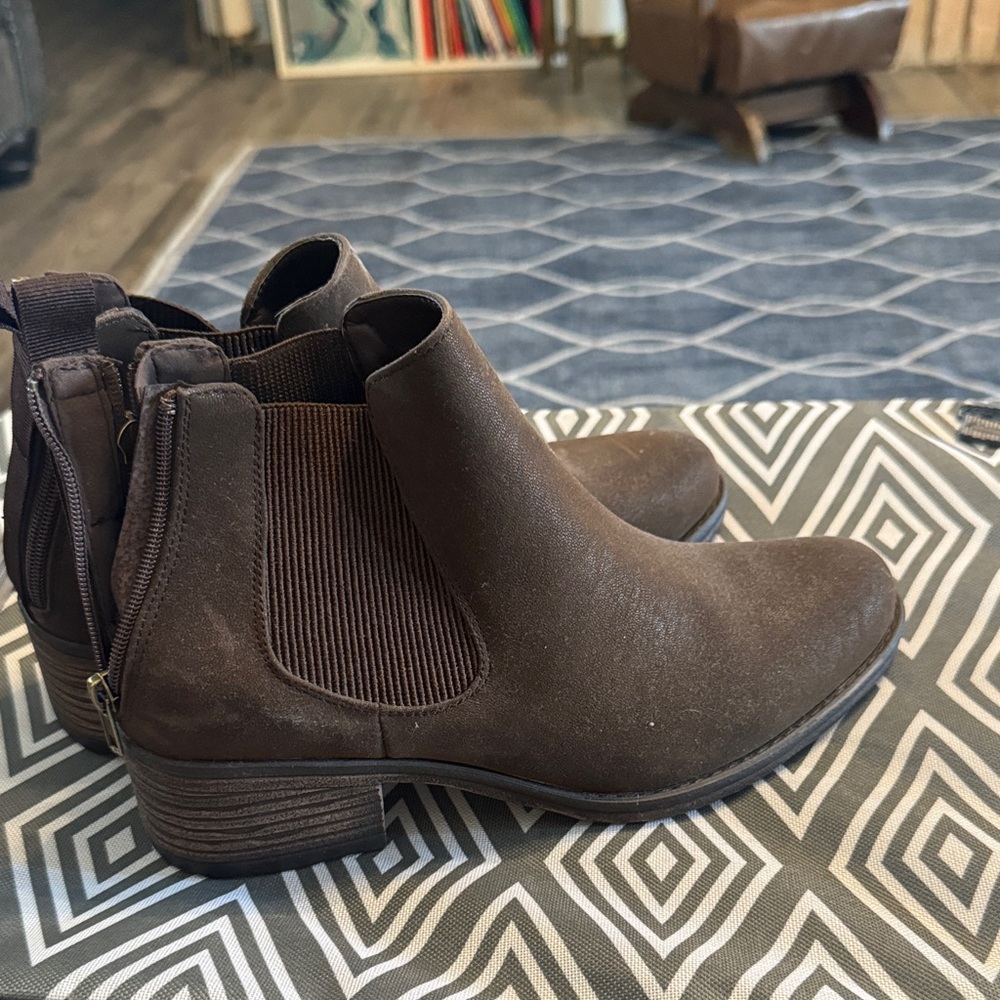 Natural Reflections Dark Brown Ankle Booties